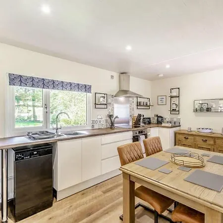Superb Lodge-yorkshire Dales & Forest Of Bowland Ferienhaus Skipton
